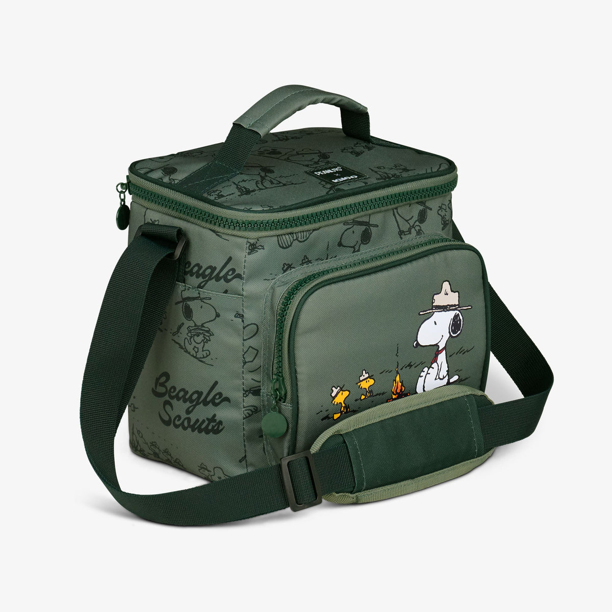 peanuts-beagle-scouts-square-lunch-cooler-bag-i9 00027846-H.jpg
