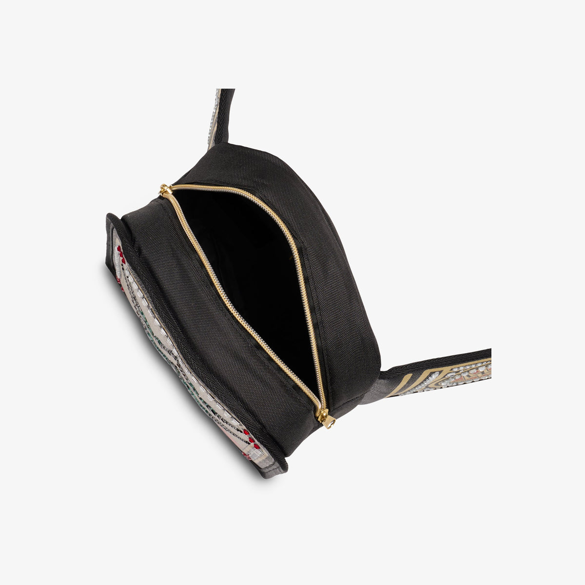 undisputed-wwe-championship-fanny-pack-h1 00027856-O.jpg