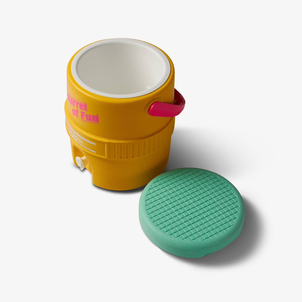 retro-barrel-of-fun-2-gallon-jug-y0 00031416_3.jpg