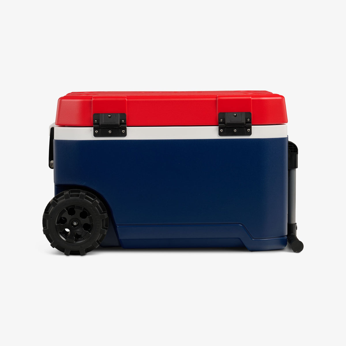 trailmate-75-qt-roller-cooler-j0 00035111-BK.jpg