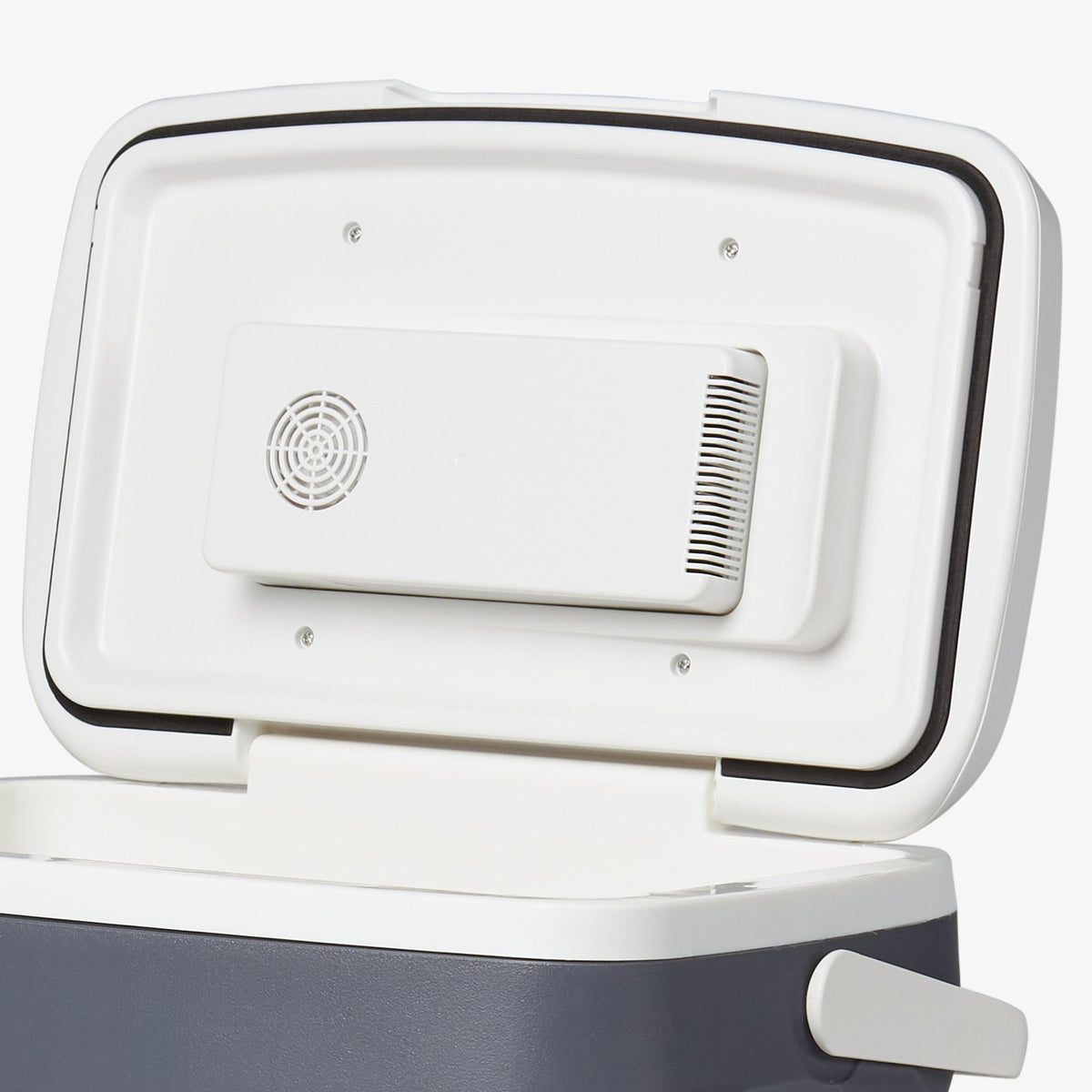 versatemptm-28-qt-portable-electric-cooler-y7 00040390_7.jpg