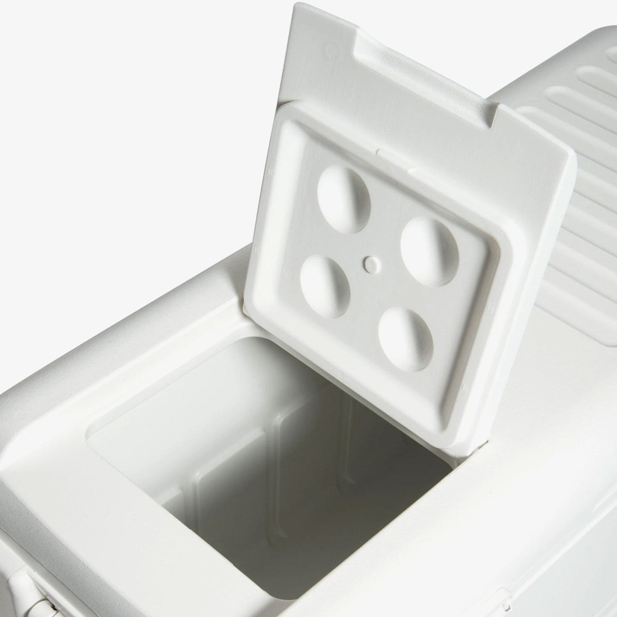 quick-and-cool-150-qt-cooler-z3 00044363-quick-and-cool-150-qt-cooler-cu-open-hatch_2c6197ae-88fc-4867-ad4f-5e48e4b855e0.jpg