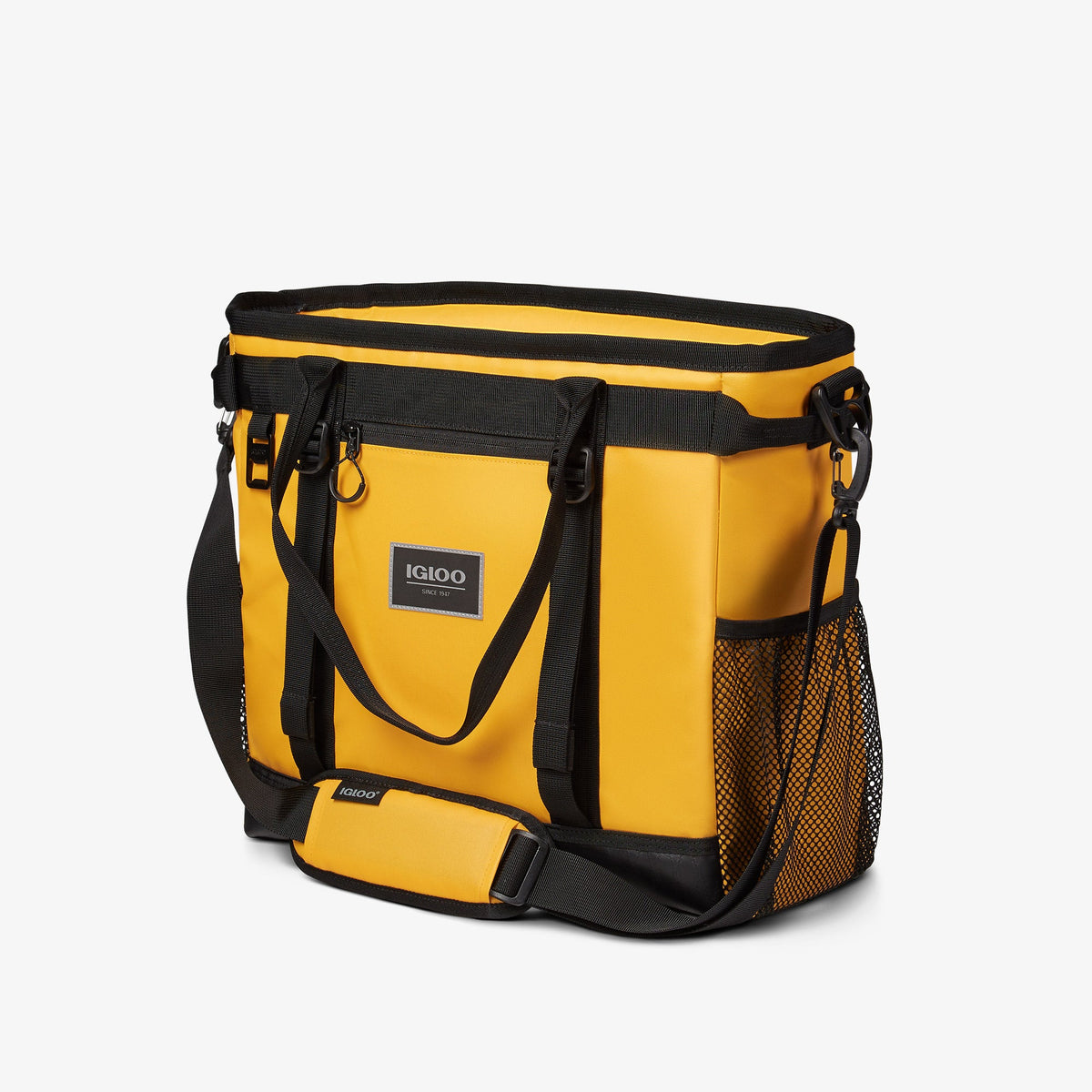 pursuit-30-can-tote-z0 00065993_2.jpg