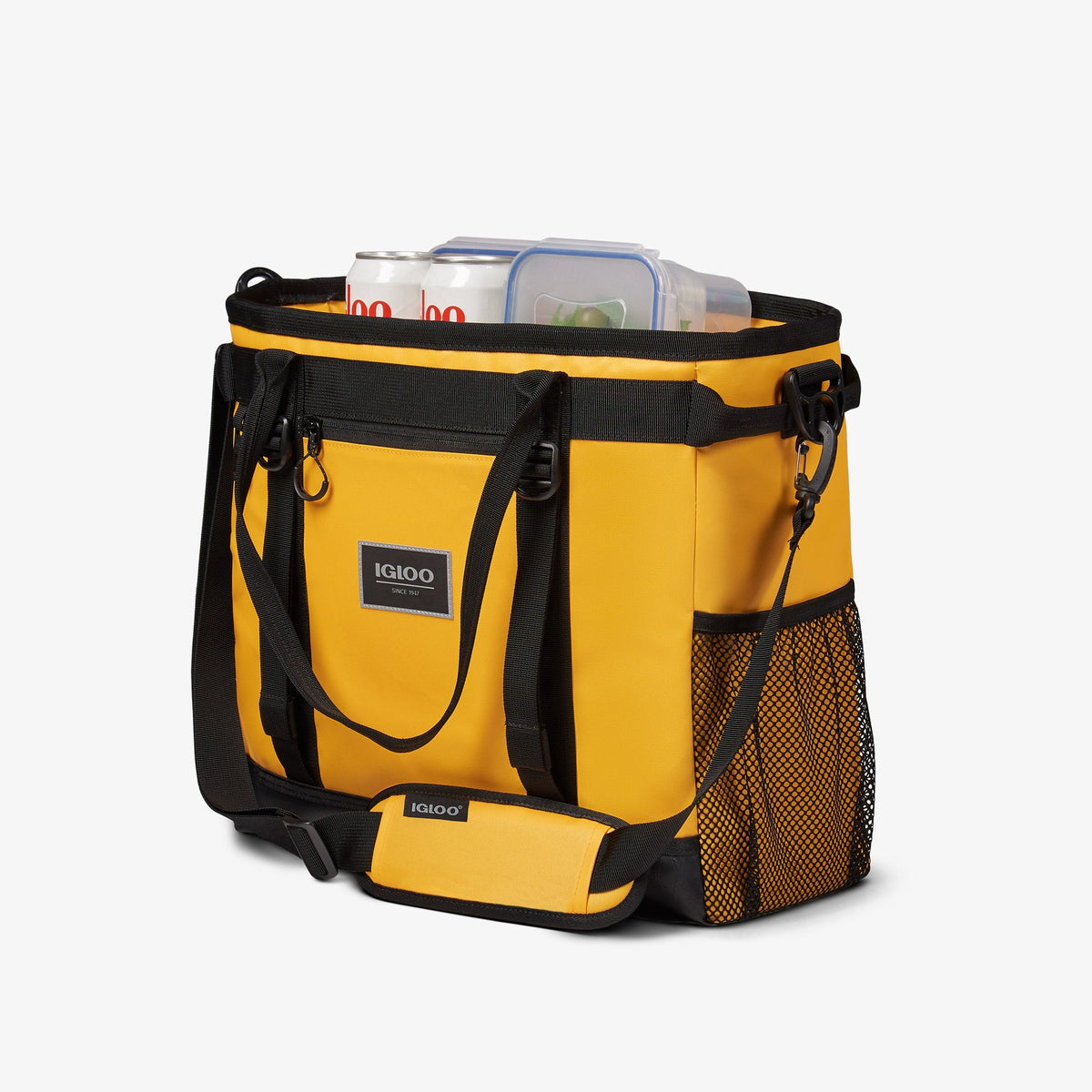pursuit-30-can-tote-z0 00065993_3.jpg