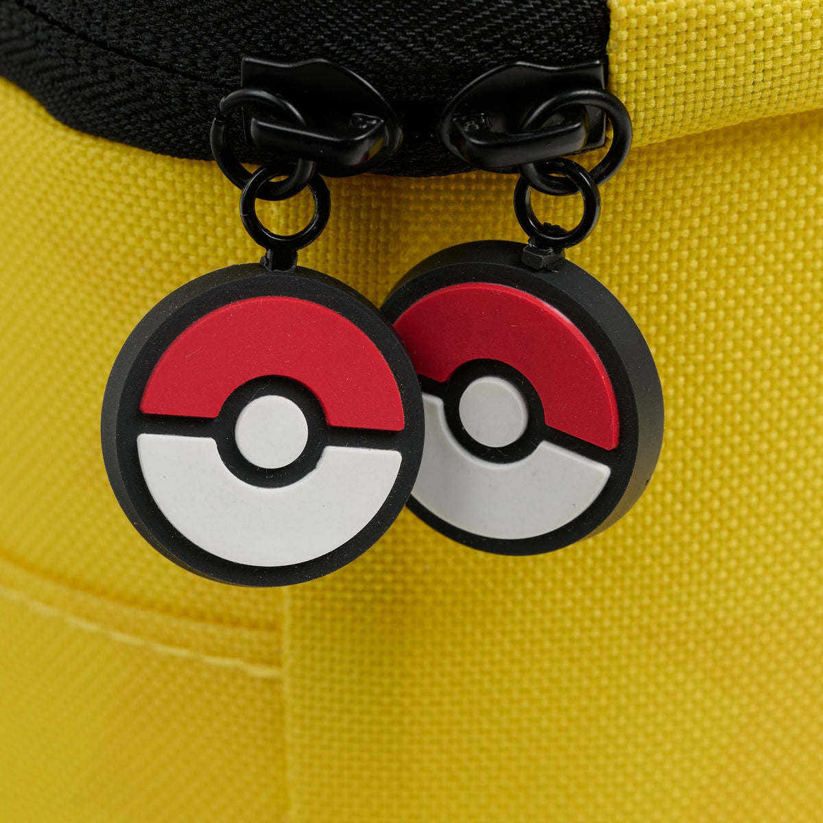 pokemon-pikachu-square-lunch-cooler-bag-m8 00066645-Z.jpg